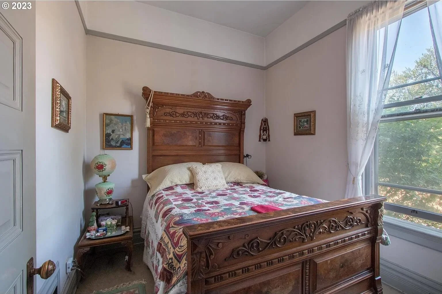 1890 Queen Anne house in The Dalles, Oregon - $950k | Old Houses USA